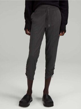 LULULEMON Dance Studio Mid-Rise Cropped Pant Graphite Grey Size 8